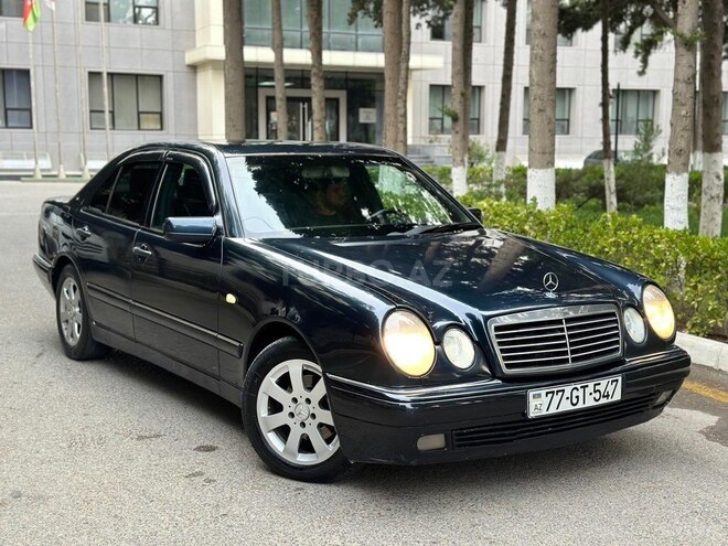 Mercedes E 220 d 1999, 330,000 km - 2.2 l - Sumqayıt