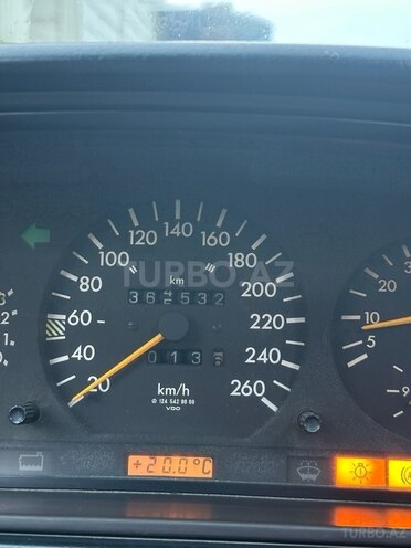 Mercedes E 280 1994, 364,532 km - 2.8 l - Bakı