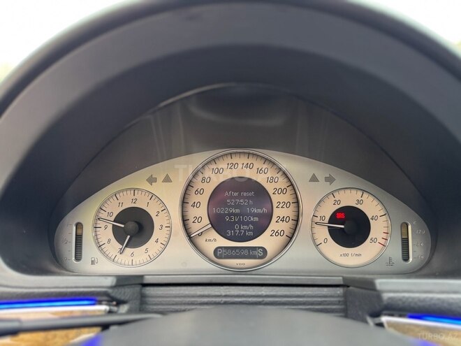 Mercedes E 220 d 2003, 587,000 km - 2.2 l - Bakı