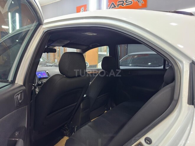 Hyundai Sonata-12
