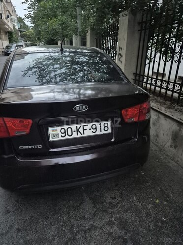 Kia Cerato-7