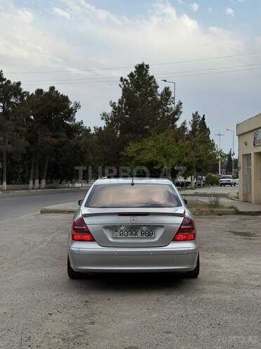 Mercedes E 240 2005, 385,000 km - 2.6 l - Şirvan