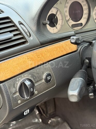 Mercedes E 240 2005, 385,000 km - 2.6 l - Şirvan