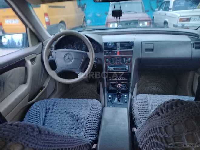 Mercedes C 220 1994, 290,000 km - 2.2 л - Hacıqabul