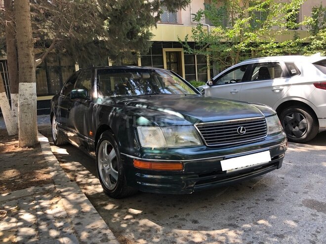 Lexus  1997, 450,000 km - 4.0 l - Bakı