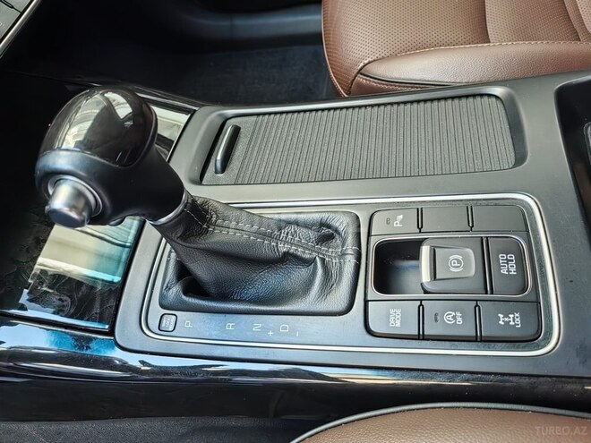 Kia Sorento-12