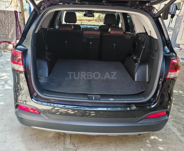 Kia Sorento-13