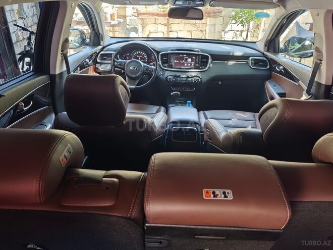 Kia Sorento-10