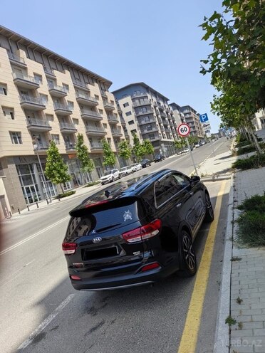 Kia Sorento-8