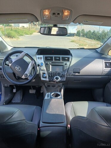 Toyota Prius V 2013, 139,660 km - 1.8 l - Bakı