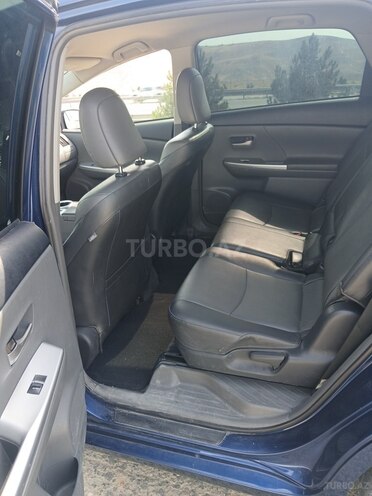 Toyota Prius V 2013, 139,660 km - 1.8 l - Bakı