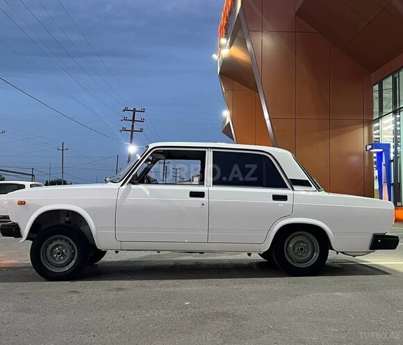 LADA (VAZ) 2107 2007, 253,200 km - 1.6 l - Şabran
