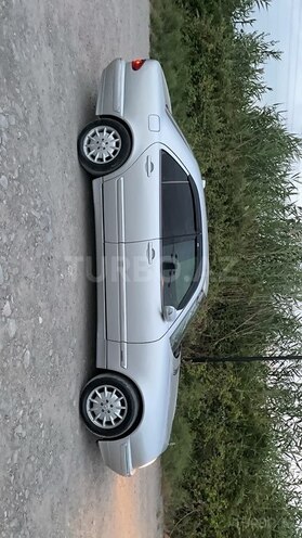 Mercedes E 220 d 2001, 387,682 km - 2.2 l - Kürdəmir