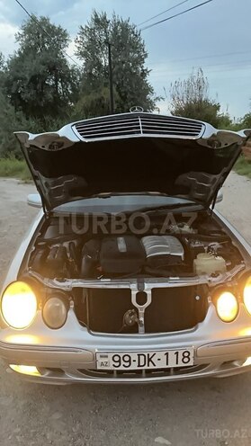 Mercedes E 220 d 2001, 387,682 km - 2.2 l - Kürdəmir