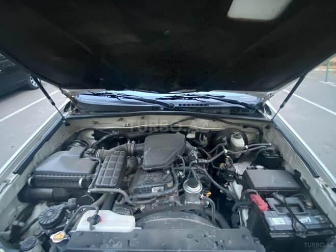 Toyota Land Cruiser Prado 2009, 181,000 km - 2.7 л - Bakı