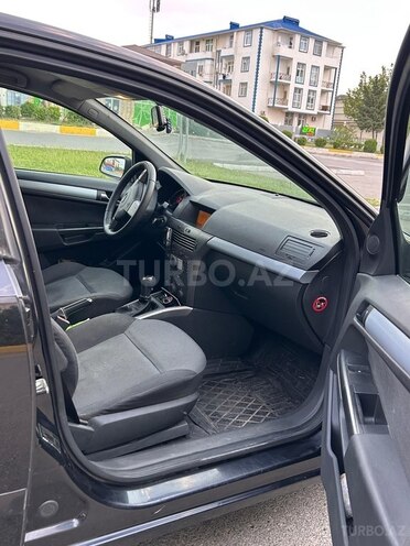 Opel Astra 2005, 300,000 km - 1.4 l - Göyçay