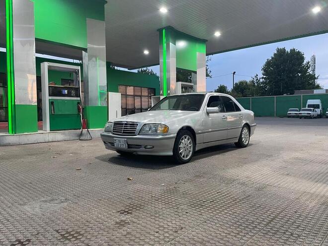 Mercedes C 240 1998, 300,000 km - 2.4 l - Gəncə