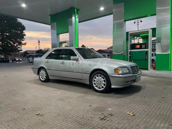 Mercedes C 240 1998, 300,000 km - 2.4 l - Gəncə