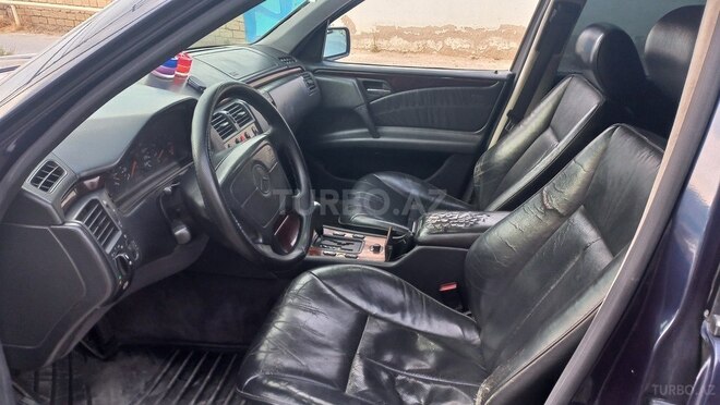 Mercedes E 200 1996, 320,000 km - 2.0 l - Bakı