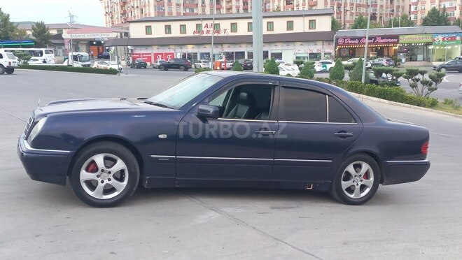 Mercedes E 200 1996, 320,000 km - 2.0 l - Bakı