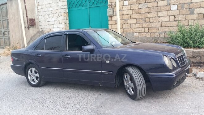 Mercedes E 200 1996, 320,000 km - 2.0 l - Bakı