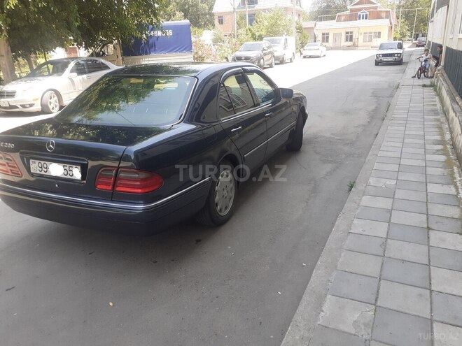 Mercedes E 200 1999, 435,200 km - 2.0 l - Sabirabad