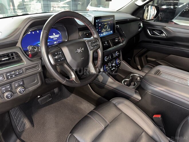Chevrolet Tahoe-9