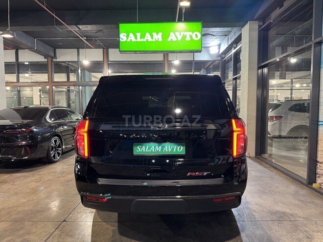 Chevrolet Tahoe-5