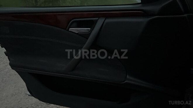 Mercedes E 220 d 2001, 387,682 km - 2.2 l - Kürdəmir
