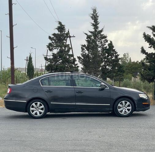 Volkswagen Passat 2005, 283,000 km - 2.0 l - Bakı