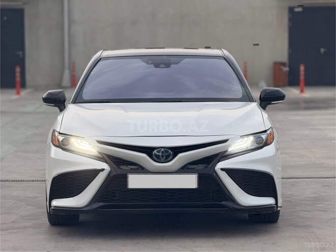Toyota Camry-1