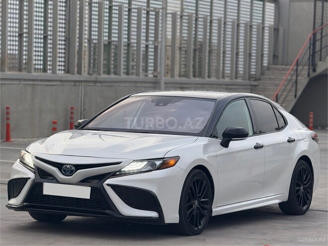 Toyota Camry-3