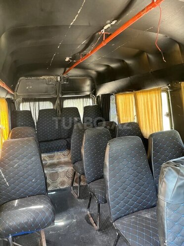 Mercedes 208 D 1991, 500,000 km - 2.9 l - Sabirabad