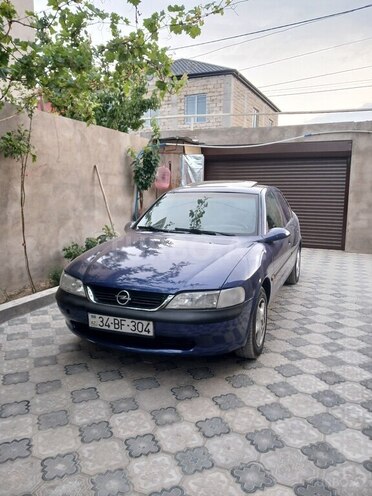 Opel Vectra 1996, 325,000 km - 1.8 l - Bakı