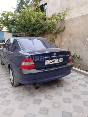 Opel Vectra 1996, 325,000 km - 1.8 l - Bakı