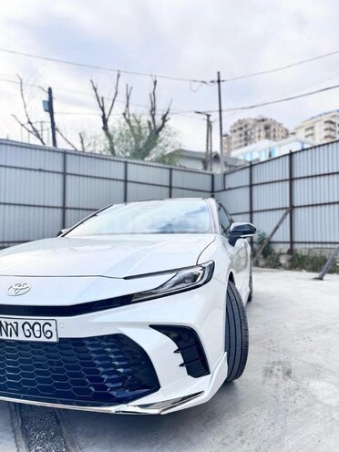 Toyota Camry 2024, 7,800 km - 2.0 l - Bakı