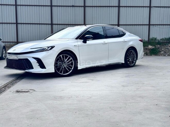 Toyota Camry 2024, 7,800 km - 2.0 l - Bakı