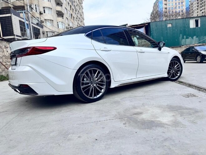 Toyota Camry 2024, 7,800 km - 2.0 l - Bakı