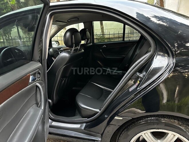 Mercedes C 240 2001, 485,444 km - 2.6 l - Sumqayıt