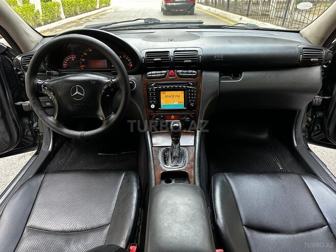 Mercedes C 240 2001, 485,444 km - 2.6 l - Sumqayıt