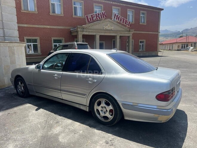 Mercedes E 320 2000, 500,000 km - 3.2 l - Lerik