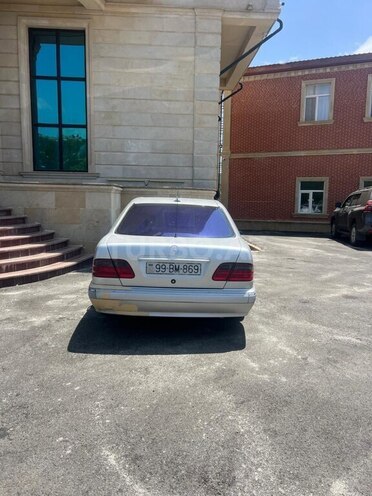 Mercedes E 320 2000, 500,000 km - 3.2 l - Lerik
