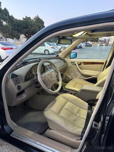 Mercedes C 230 1997, 230,000 km - 2.3 l - Bakı