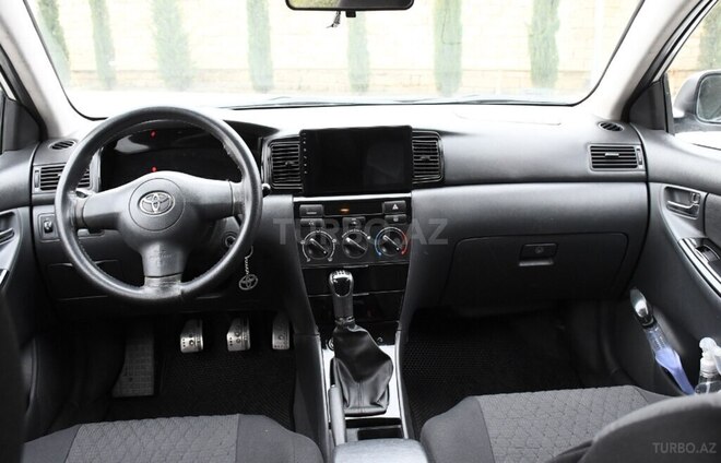 Toyota Corolla 2006, 235,000 km - 1.4 l - Bakı