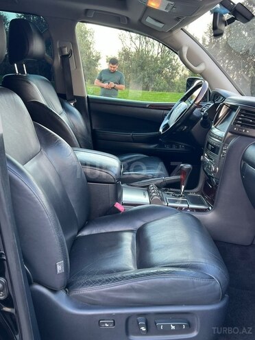 Lexus LX 570 2011, 220,000 km - 5.7 л - Bakı