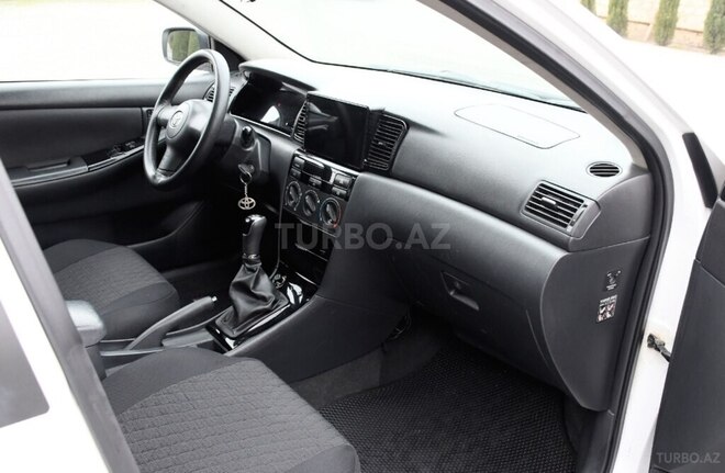 Toyota Corolla 2006, 235,000 km - 1.4 l - Bakı
