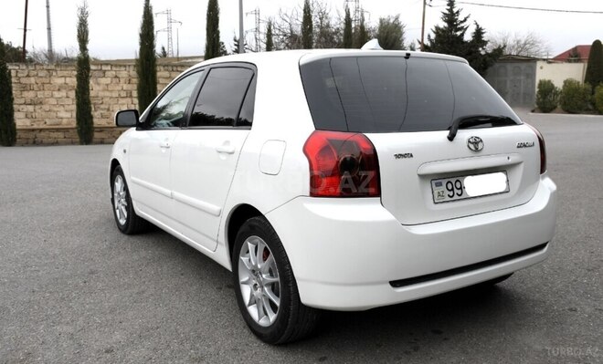Toyota Corolla 2006, 235,000 km - 1.4 l - Bakı