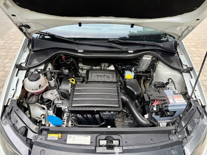 Volkswagen Polo 2019, 272,000 km - 1.6 l - Bakı