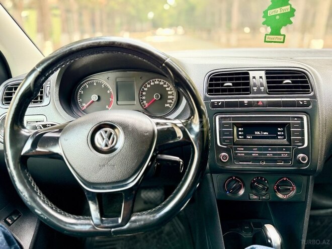 Volkswagen Polo 2019, 272,000 km - 1.6 l - Bakı