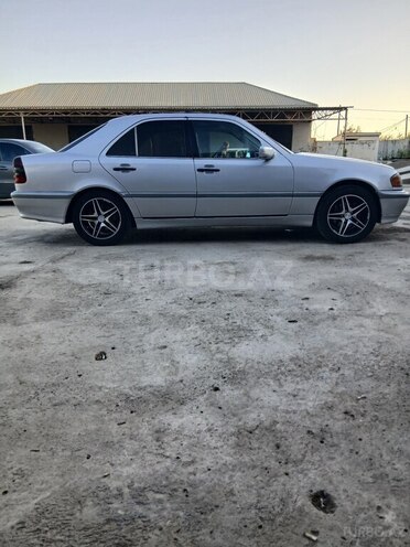 Mercedes C 230 1999, 342,400 km - 2.3 л - Sabirabad
